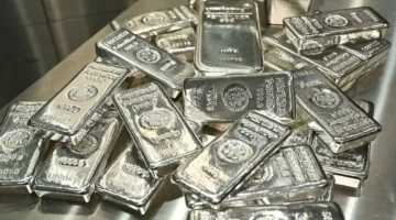 توقعات روبرت كيوساكي.. قفزة تاريخية مرتقبة لسعر الفضة تصل إلى 200 دولار للمعدن الأبيض